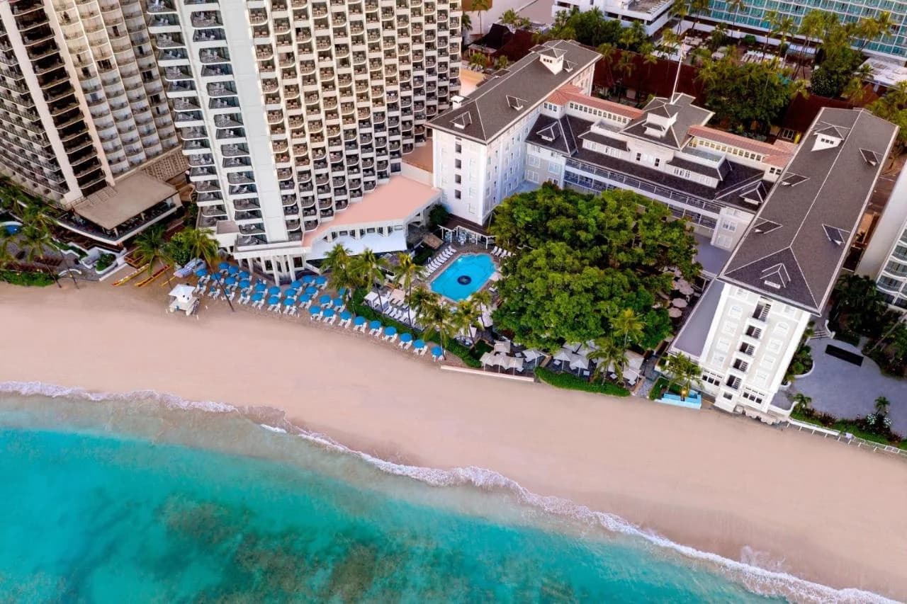 Moana Surfrider, A Westin Resort & Spa, Waikiki Beach photo