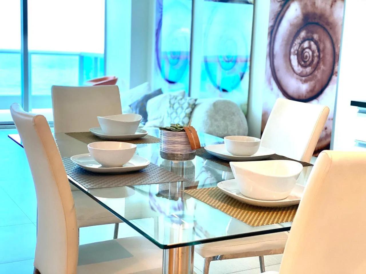 Monte Carlo Suites in Miami Beach photo