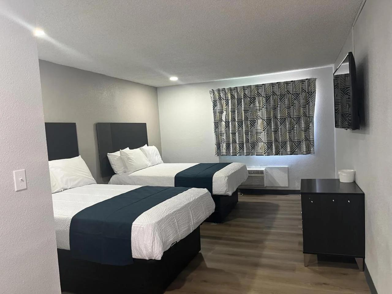 Motel 6 - Las Vegas, NV – Downtown Fremont St Experience photo