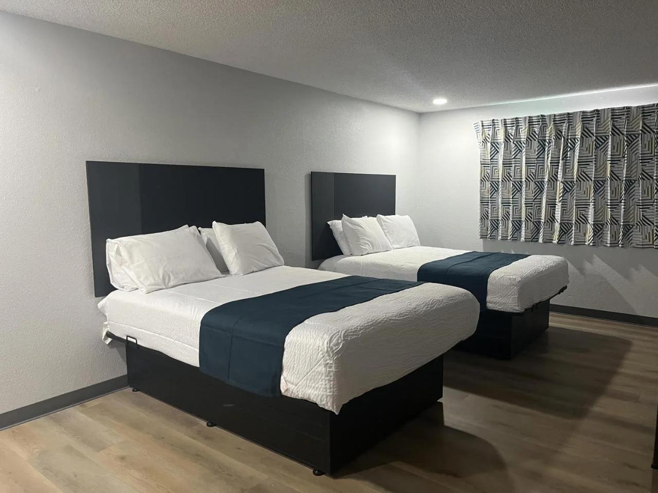 Motel 6 - Las Vegas, NV – Downtown Fremont St Experience photo