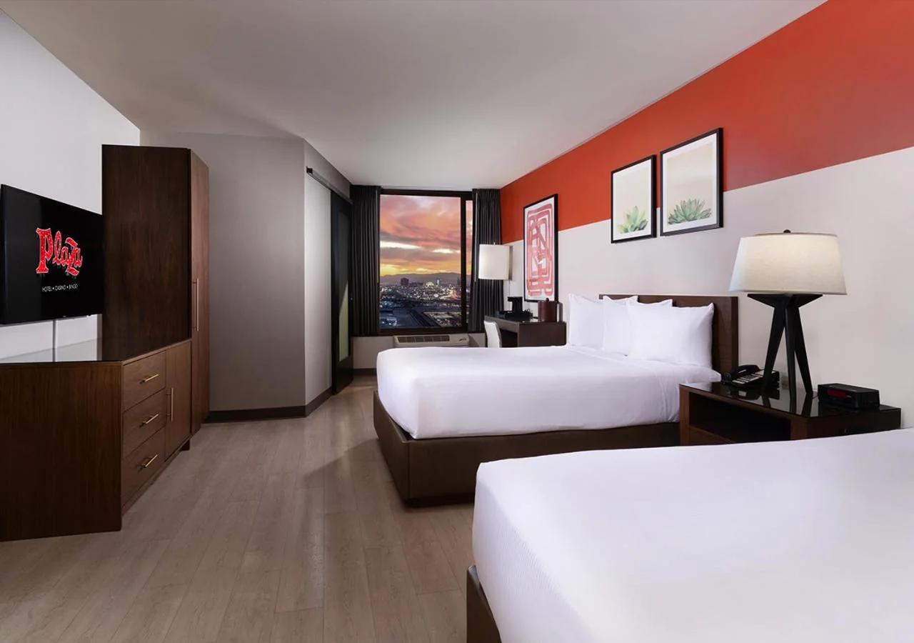 Plaza Hotel & Casino photo