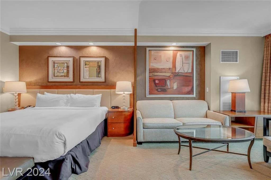 Private High floor MGM Signature Towers photo