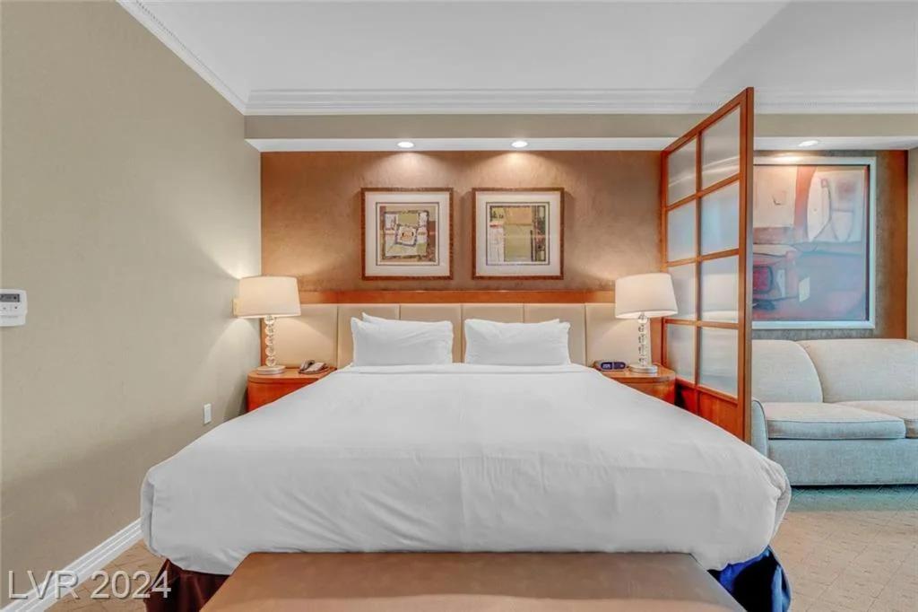 Private High floor MGM Signature Towers photo