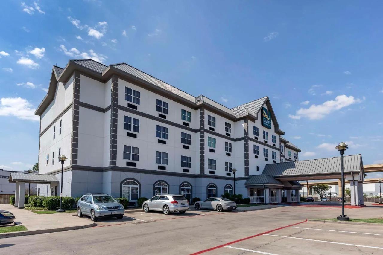 Quality Inn & Suites I-35 E-Walnut Hill foto
