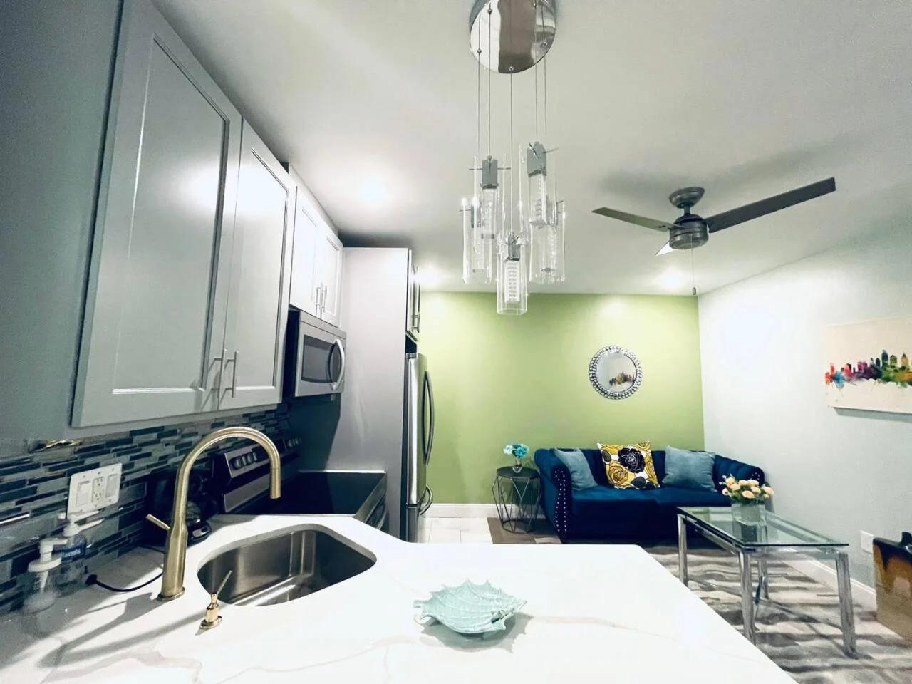 Rittenhouse Square near Kimmel Center 1BD Suite photo
