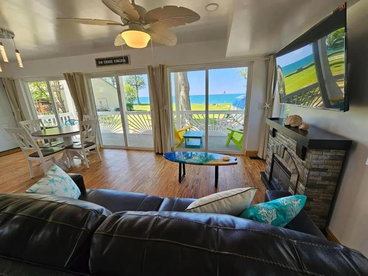 SeaSide Lake-Front Cottage photo