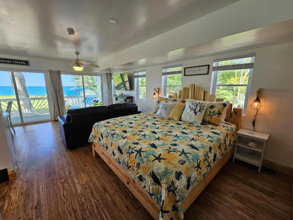 SeaSide Lake-Front Cottage photo
