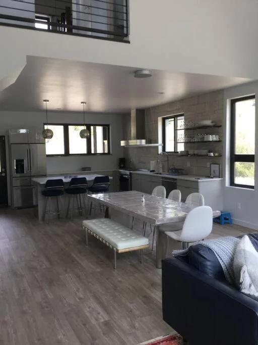 Silver Fox modern new luxury home next to ohv rd photo