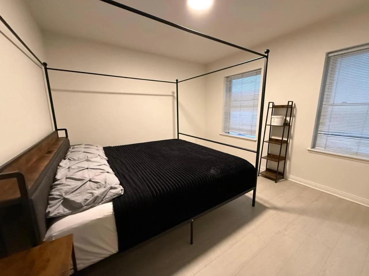 SM Furnished One Bedroom photo