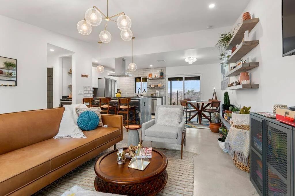 Soul Shine - Gorgeous Views - Modern - NEW photo