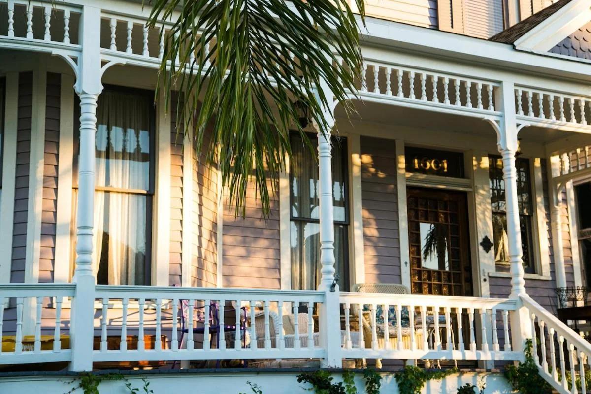 St Helen's House - Historic District Near Cruise Port photo