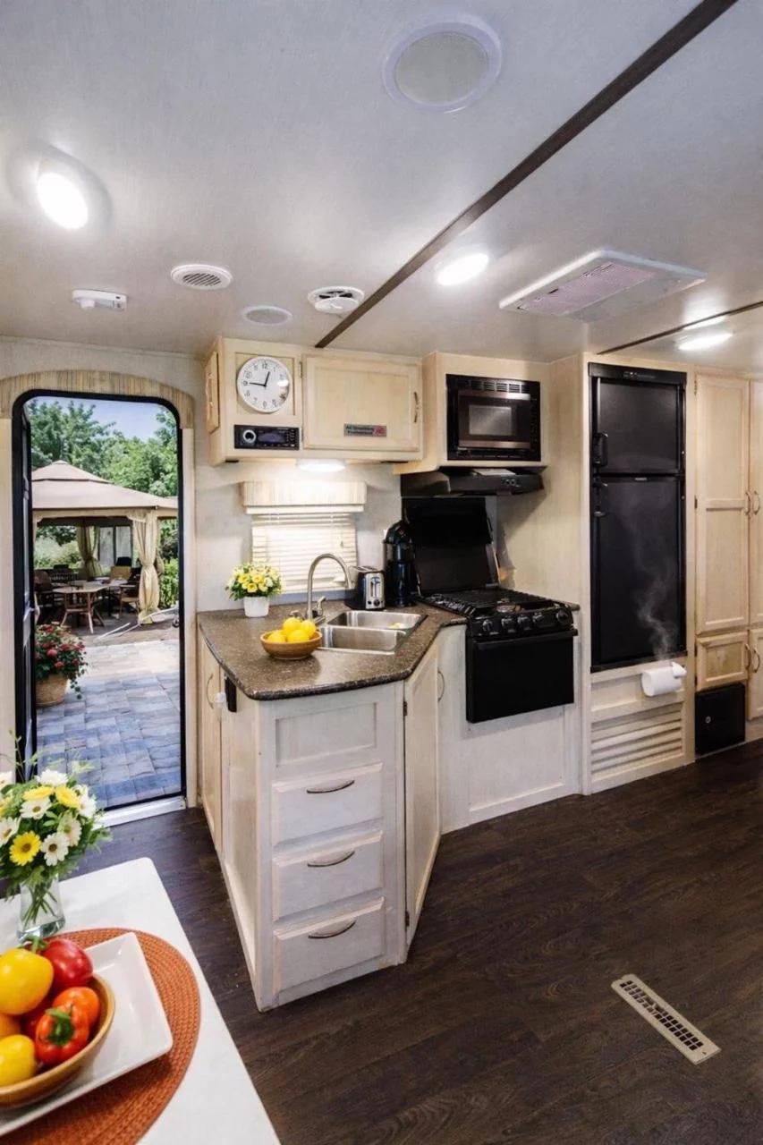 Sun RV in Trailer park photo