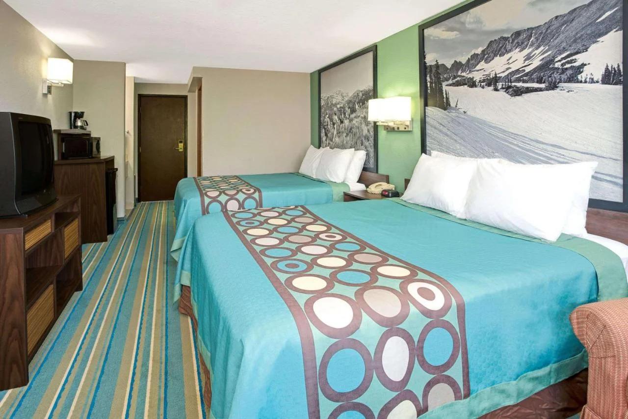 Super 8 by Wyndham Denver Stapleton foto