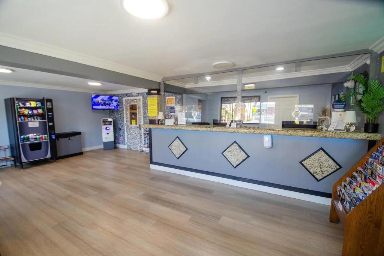 Super 8 by Wyndham Las Vegas North Strip/Fremont St. Area foto