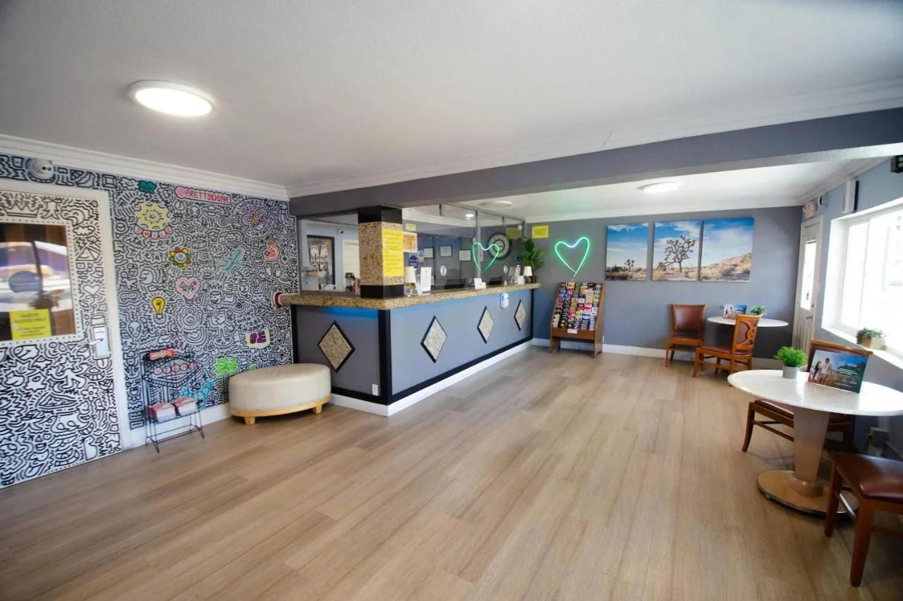 Super 8 by Wyndham Las Vegas North Strip/Fremont St. Area foto
