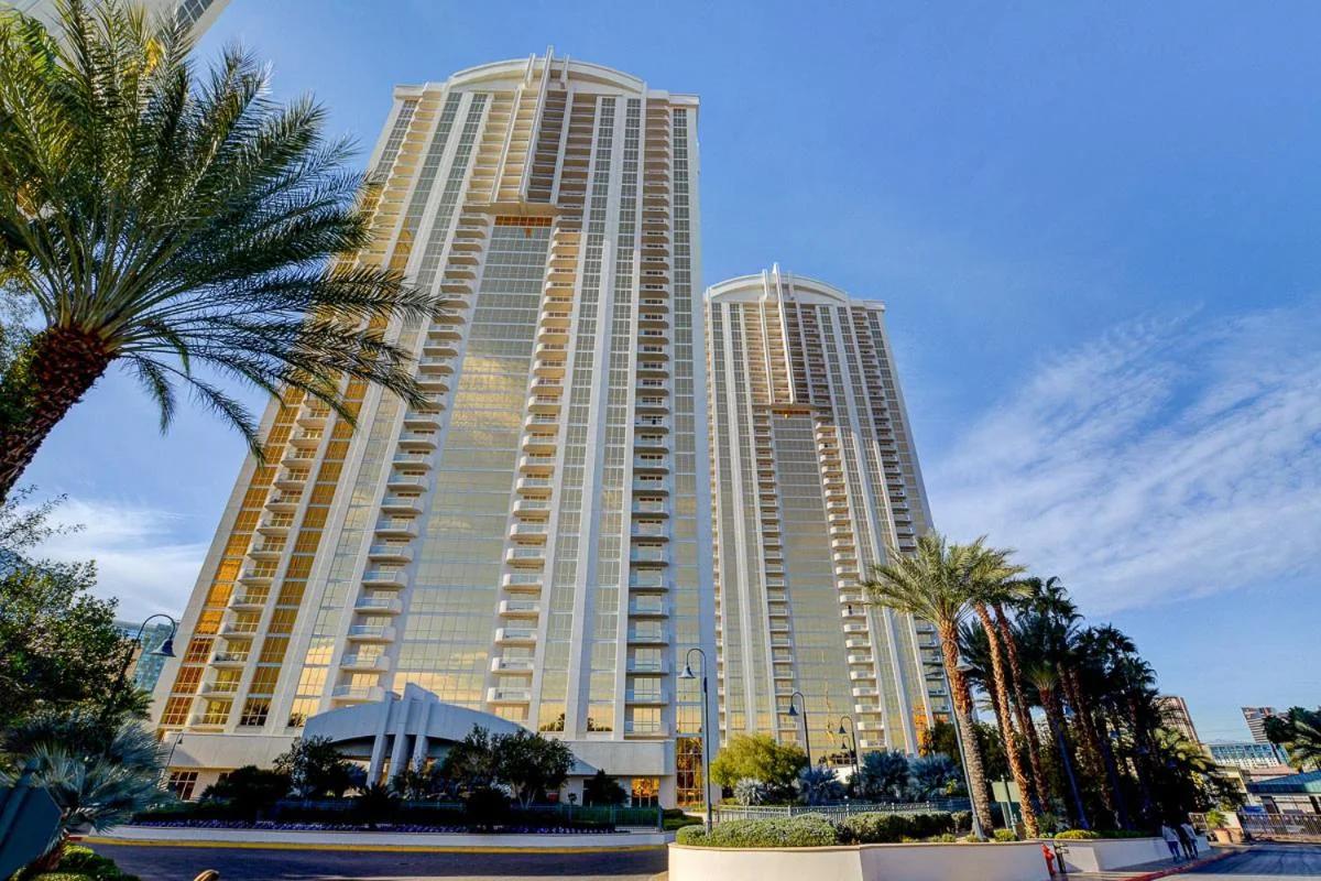 The Signature Escape at MGM Signature Tower 2 5 MIN WALK FROM F1 GRANDSTAND photo