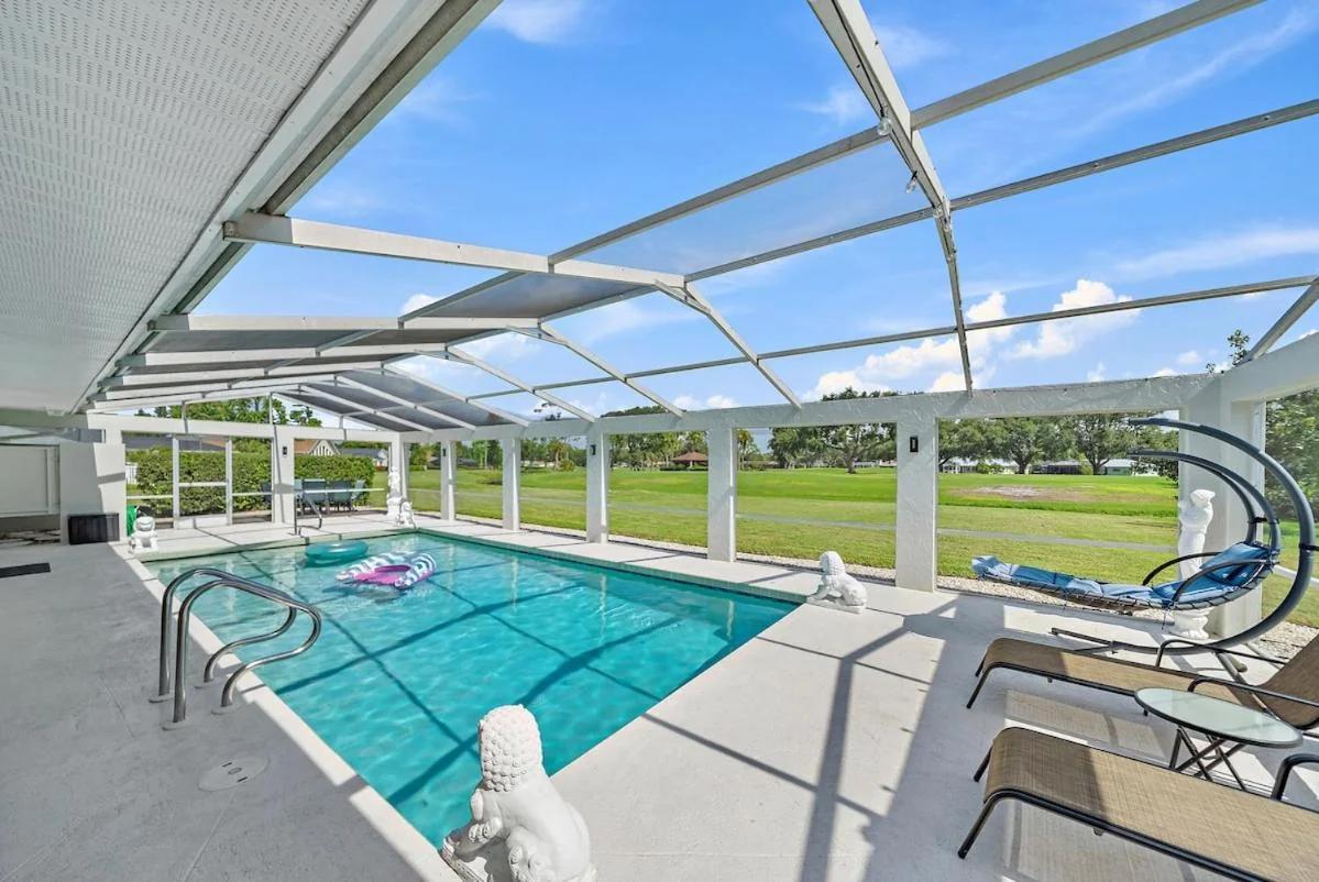 Tropical Sarasota-Heated Pool, Massage Chair, Golf