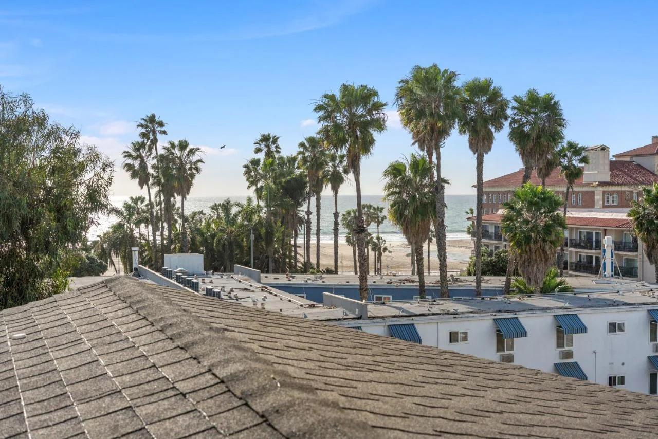 Vertical Blue Bi-Level Sanctuary with Pacific Vistas photo