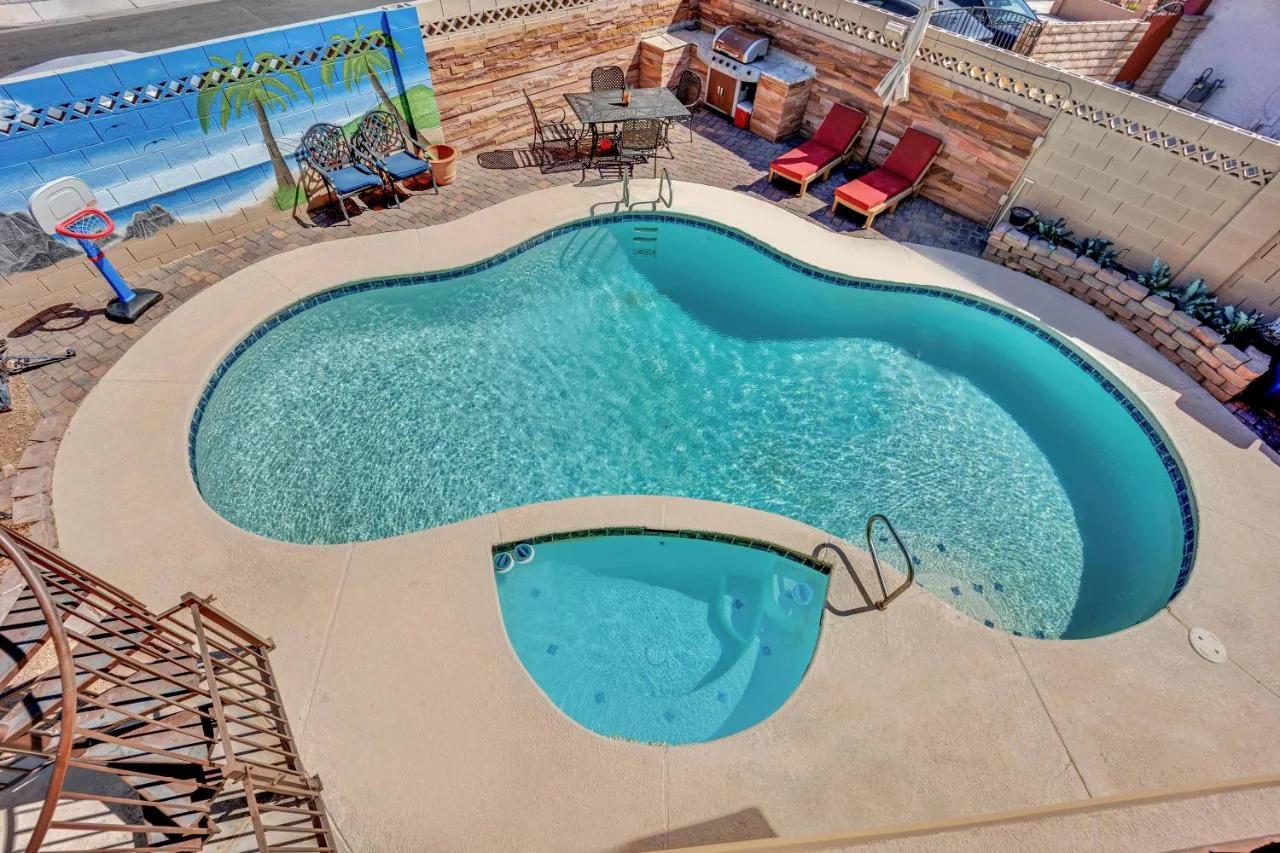 Villa Juan BR Private Entry Pool Spa BBQ Free Parking