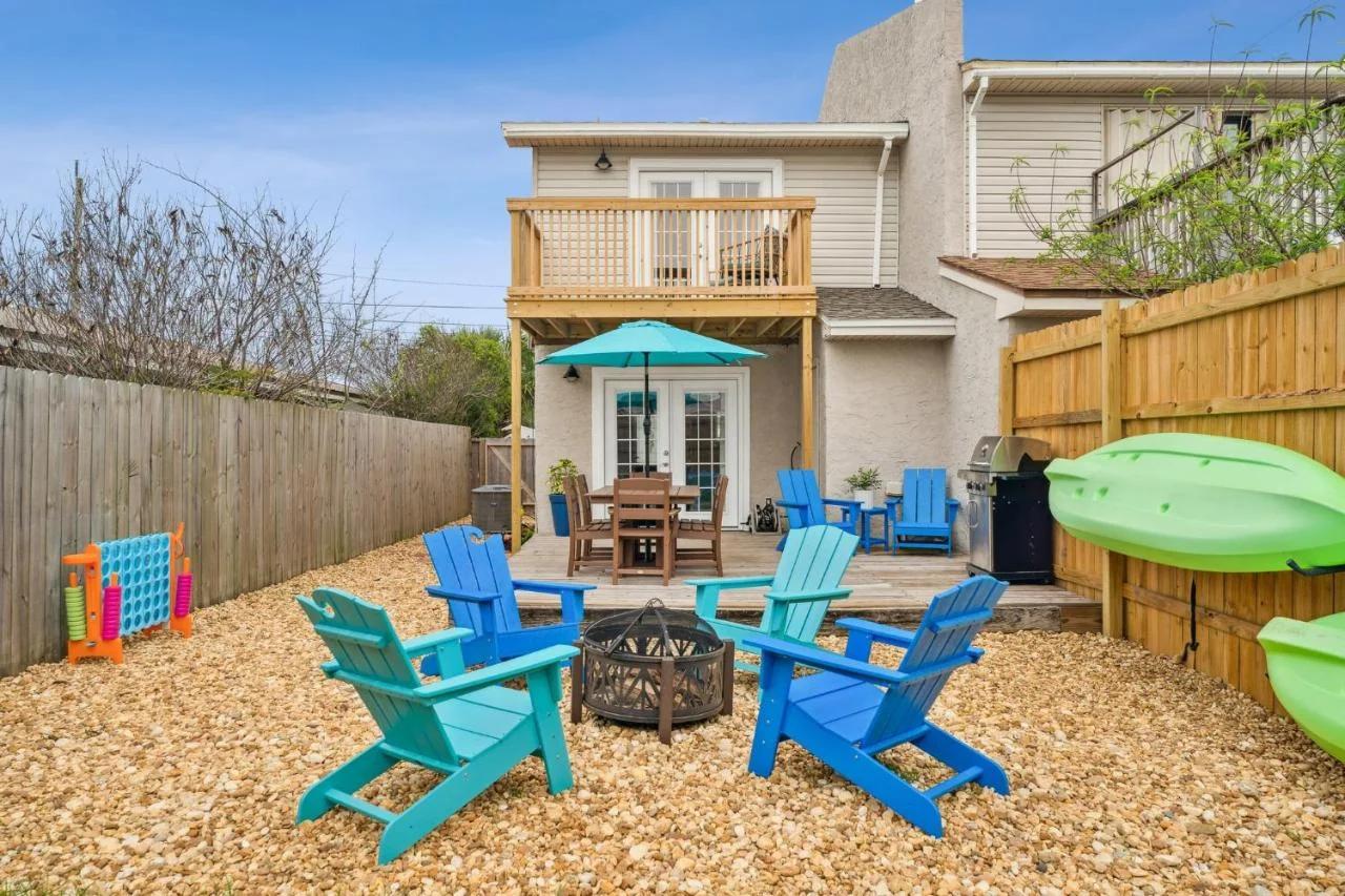 Walk to Beach, Private Beach Townhome, Backyard, Fire Pit, Shell Island & St Andrews State Park photo