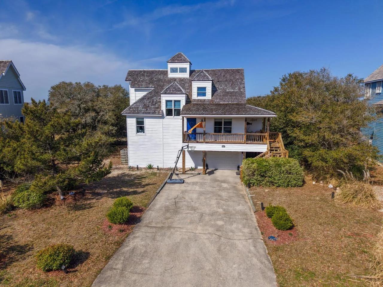 Waterfront luxury w-beach resort-pool-golf-tennis-fishing & views! photo