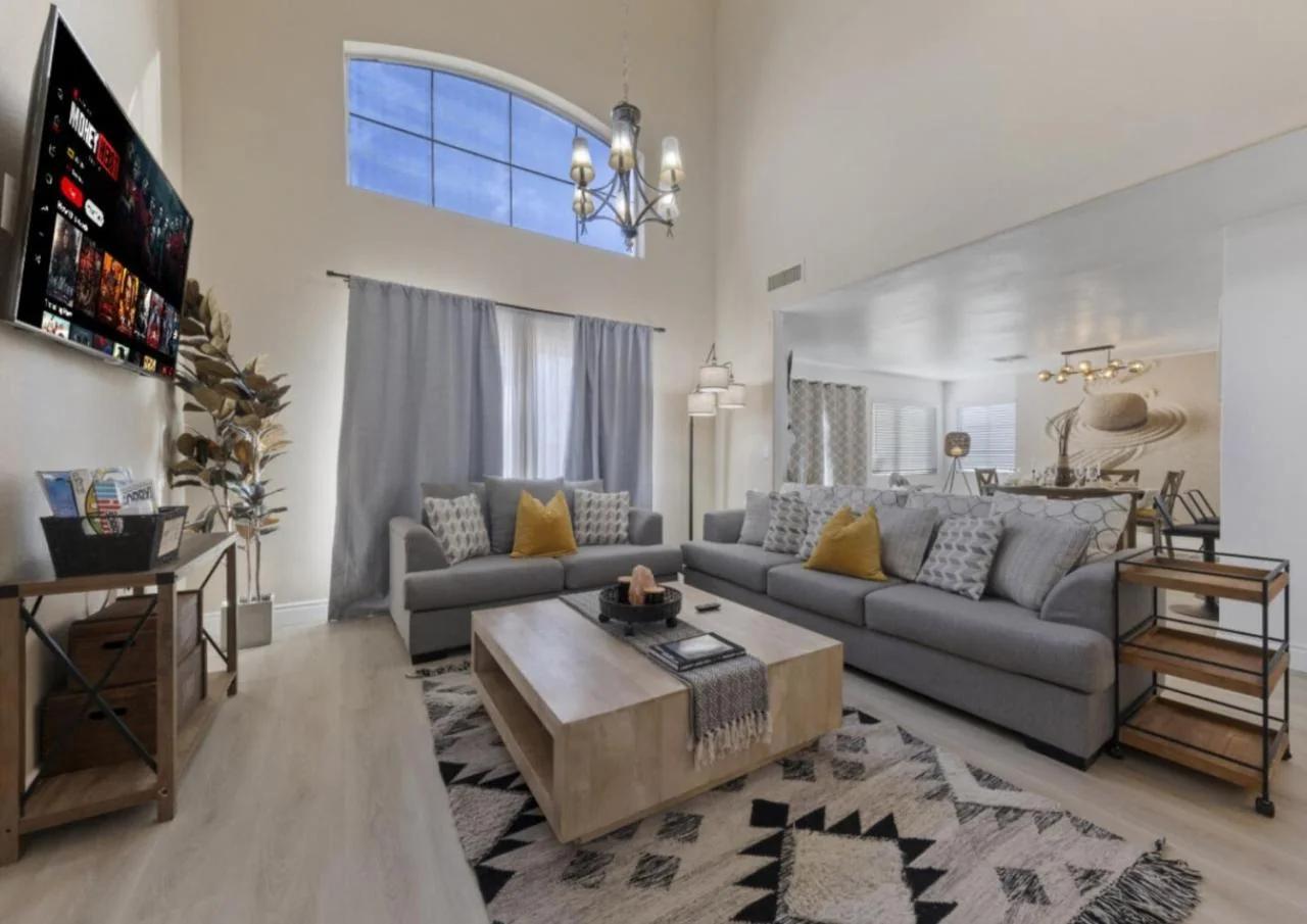 ZEN - A home away from home and in HEART of Las Vegas photo