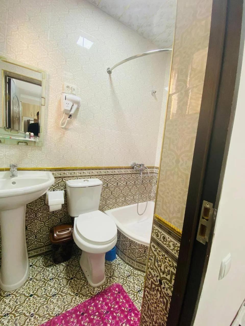 Hotel Mashhur photo