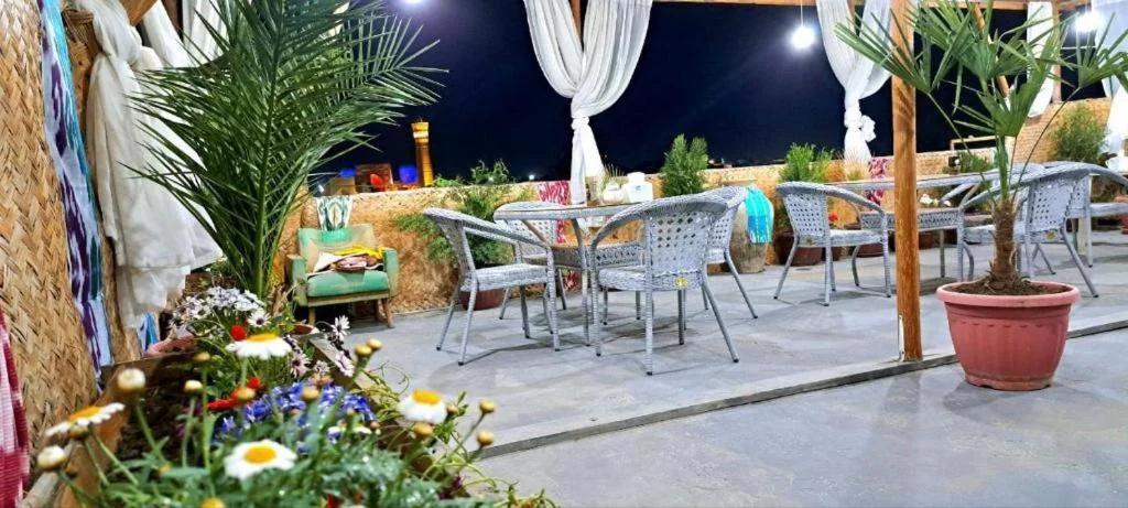 Hotel Naqsh-band Terrace photo