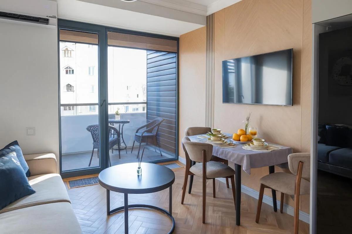 Luxury Apartment NRG U-Tower 1BR photo