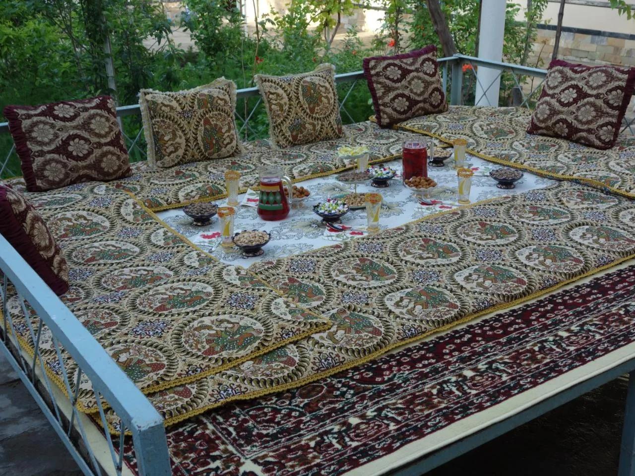 Nurobod Guesthouse photo
