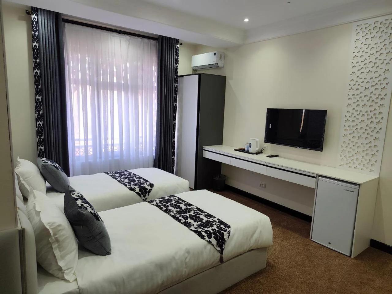 SHOHI ZINDA Hotel photo