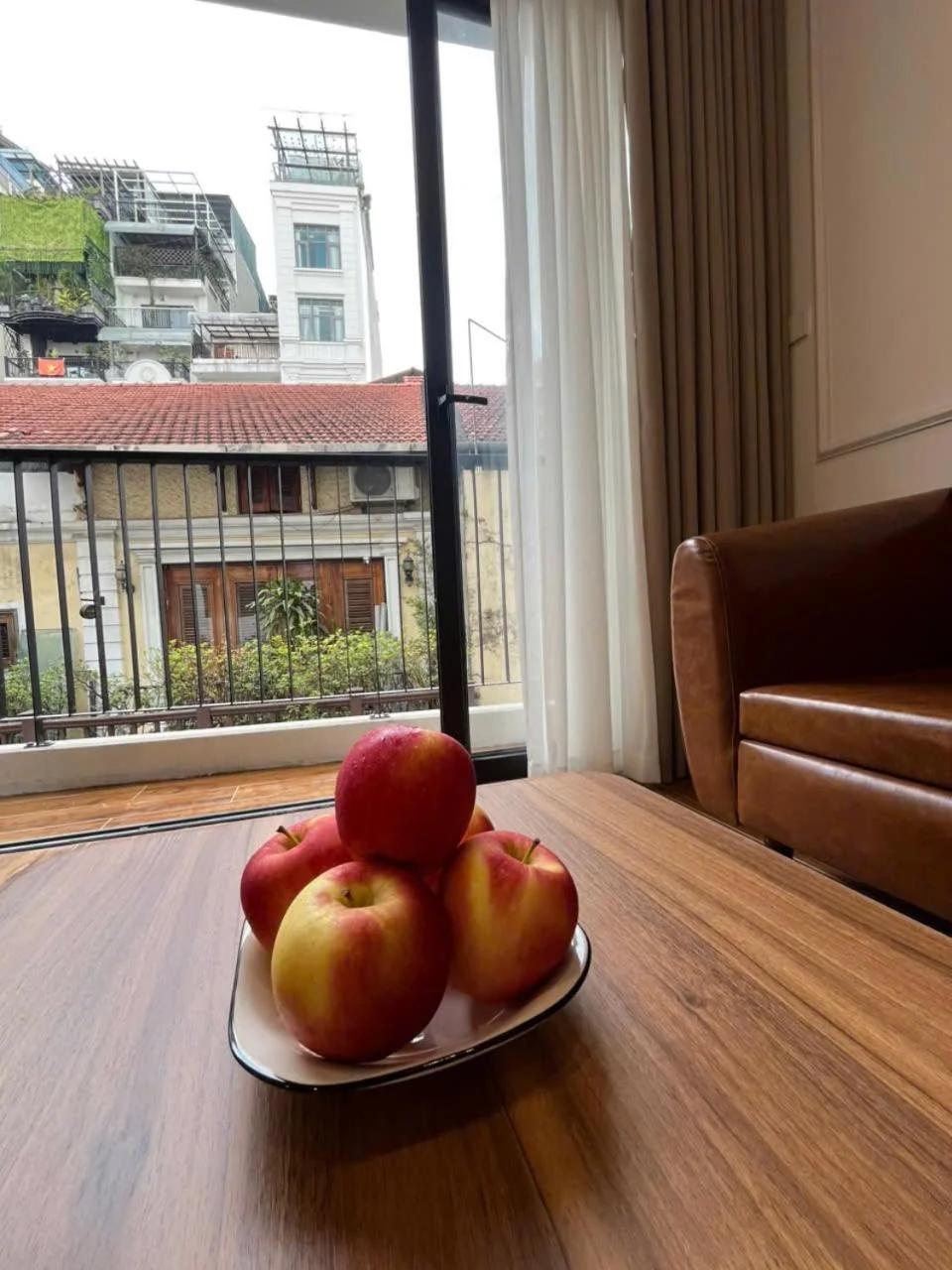 Azen Lakeside Apartment & Hotel photo