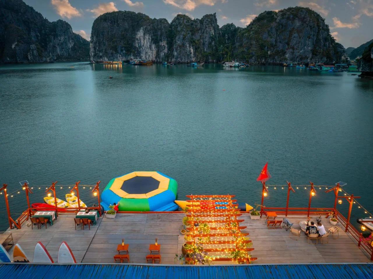 Cat Ba Fishing Village Bay House foto