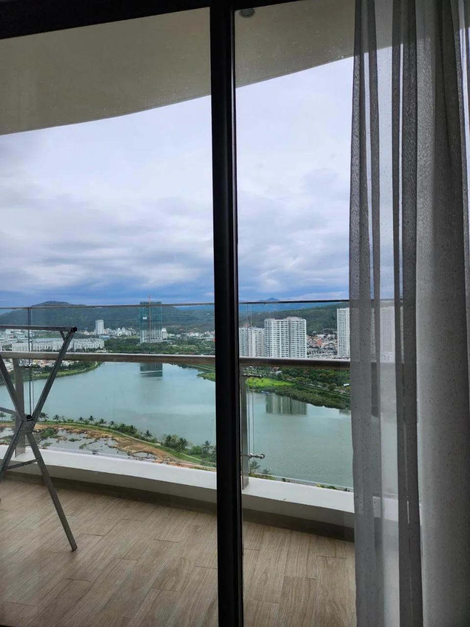 Comzy Ha Long Bay View Luxury Apartment foto