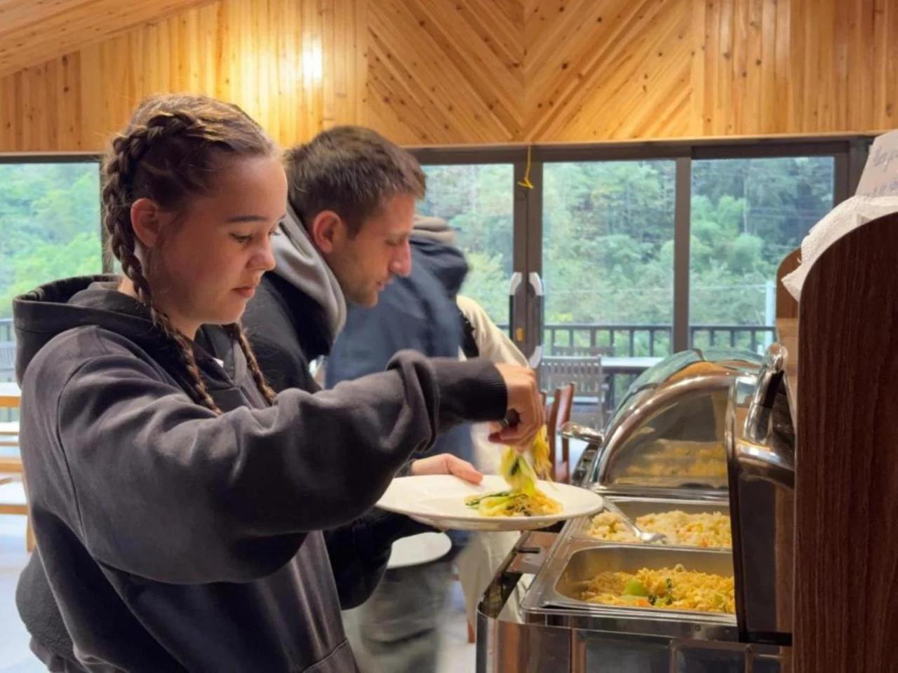 Cozy Hostel and Tours photo