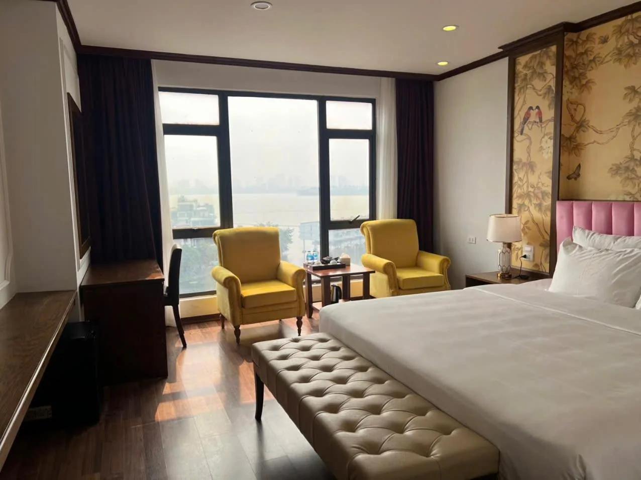 Hanoi Central Westlake Hotel