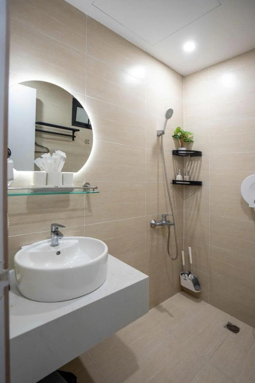 "Huế Ơi 2"-Spacious 2-Bedroom Apartment with Balcony and Pool foto