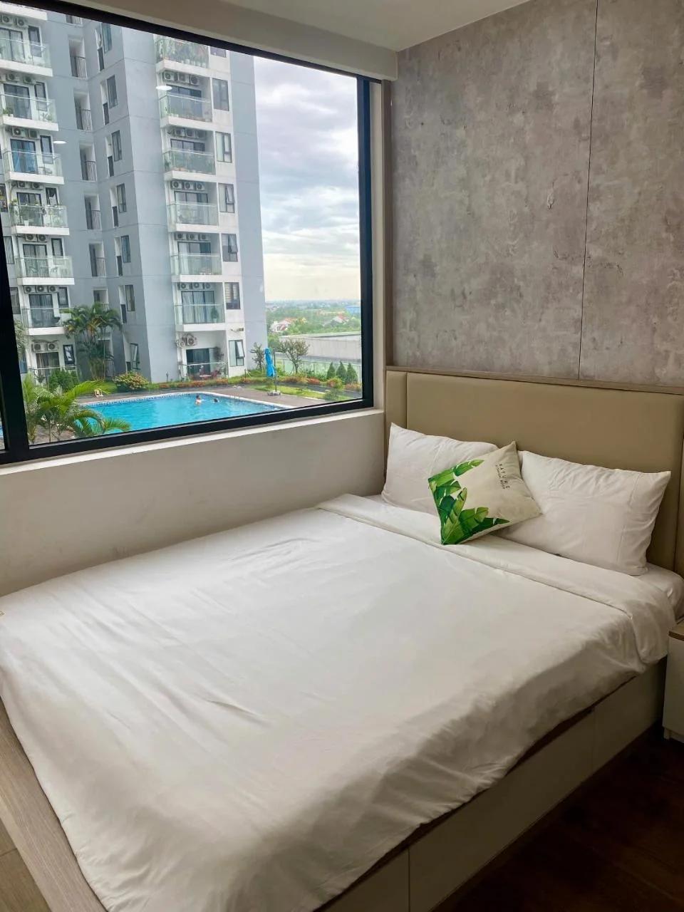 Hue Oi 5 Homestay - Spacious 2-Bedroom Apartment with Balcony & Pool photo