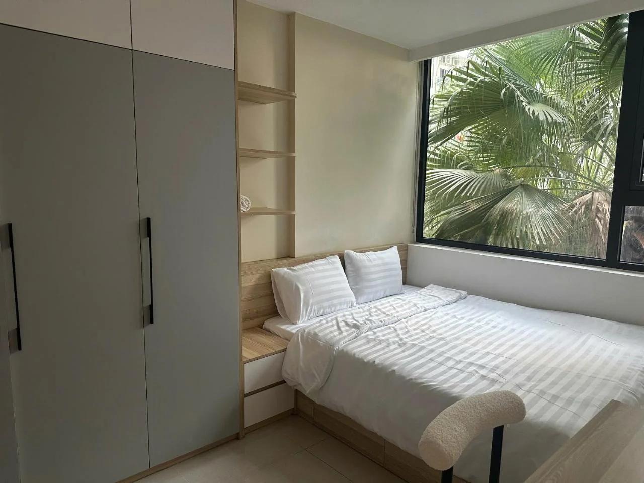 Hue Oi 5 Homestay - Spacious 2-Bedroom Apartment with Balcony & Pool photo