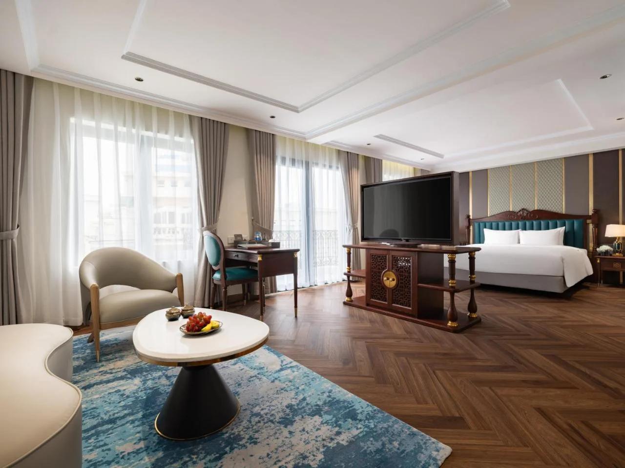 L'Signature Hotel & Spa photo