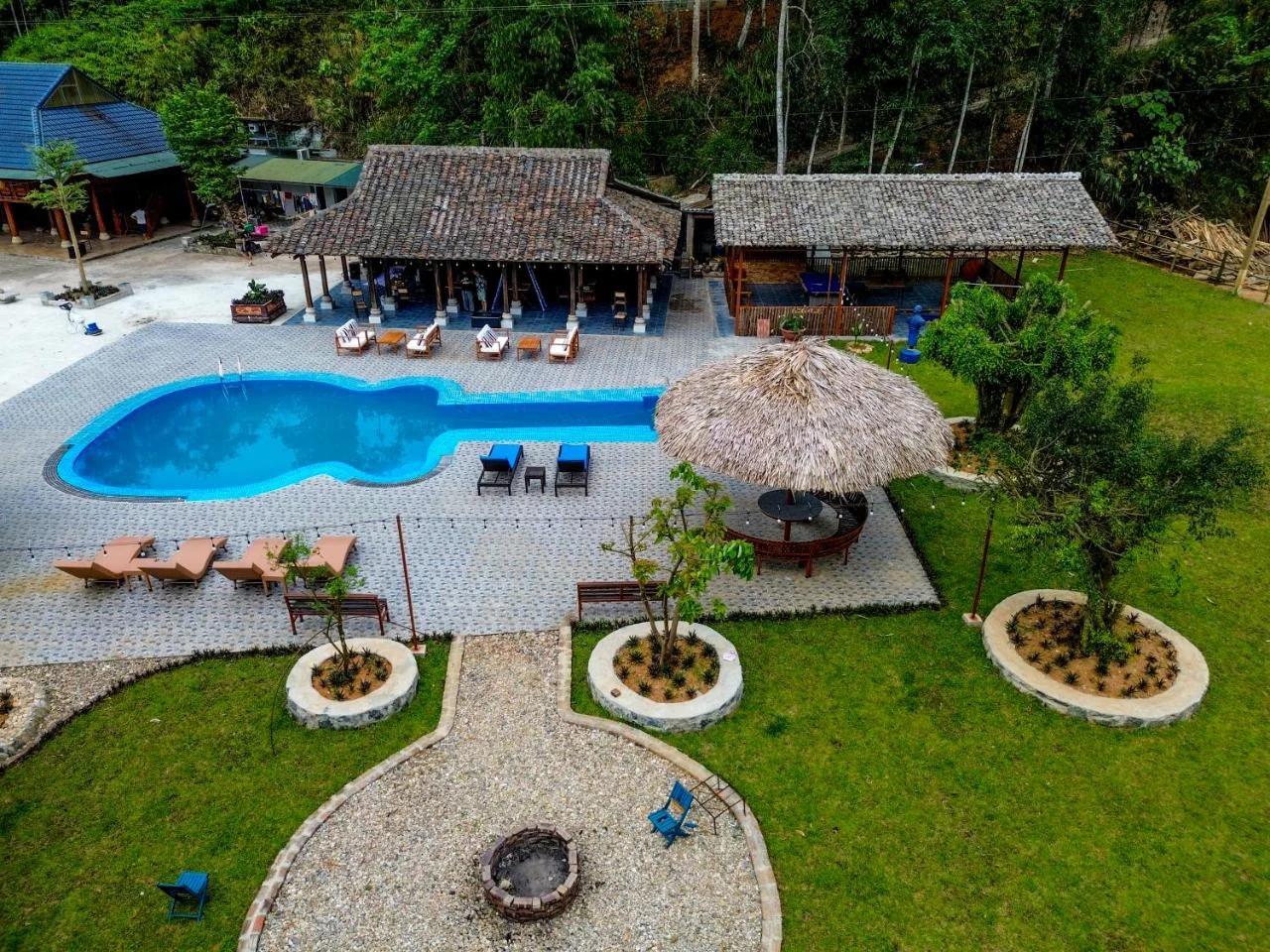 Loop Tribe Hostel photo