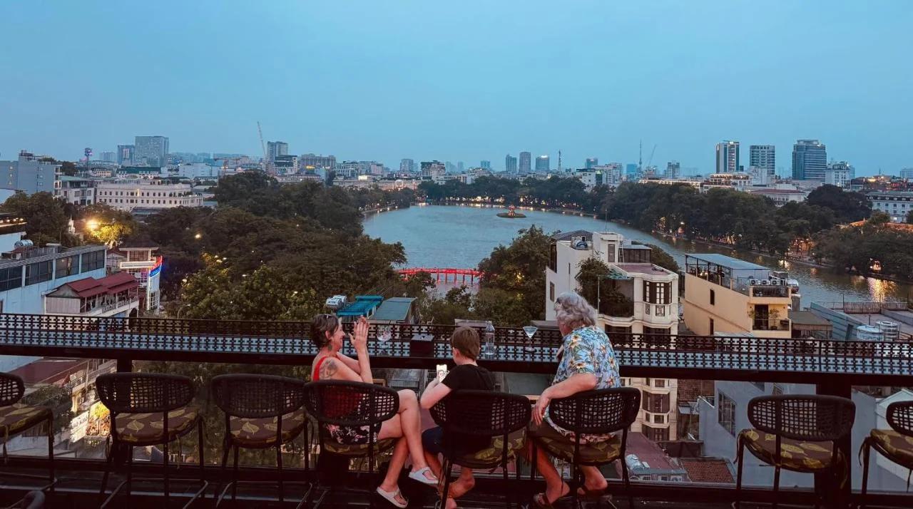Lucien Hanoi Lakeside Hotel & Rooftop photo