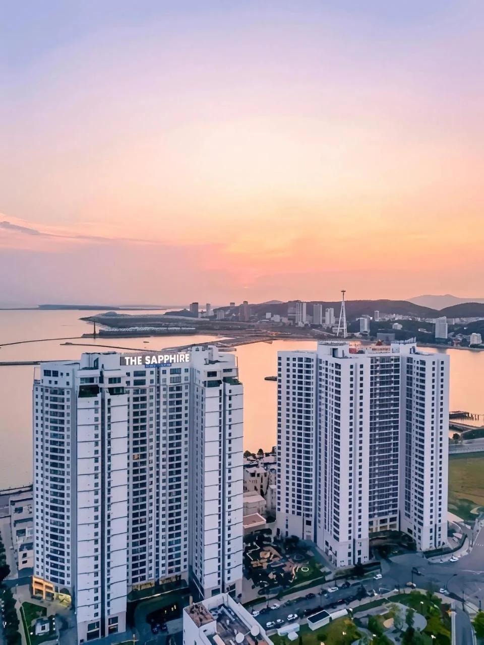 Luxury Ocean View Apartments - The Sapphire Ha Long, Studio & 2BR foto