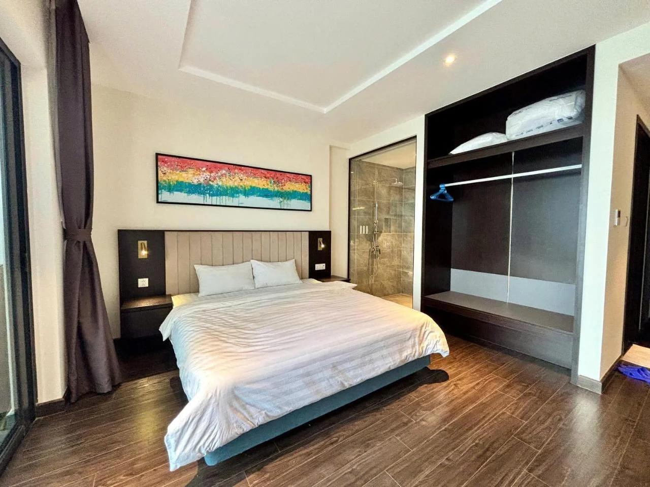 Panorama Hạ Long Homestay