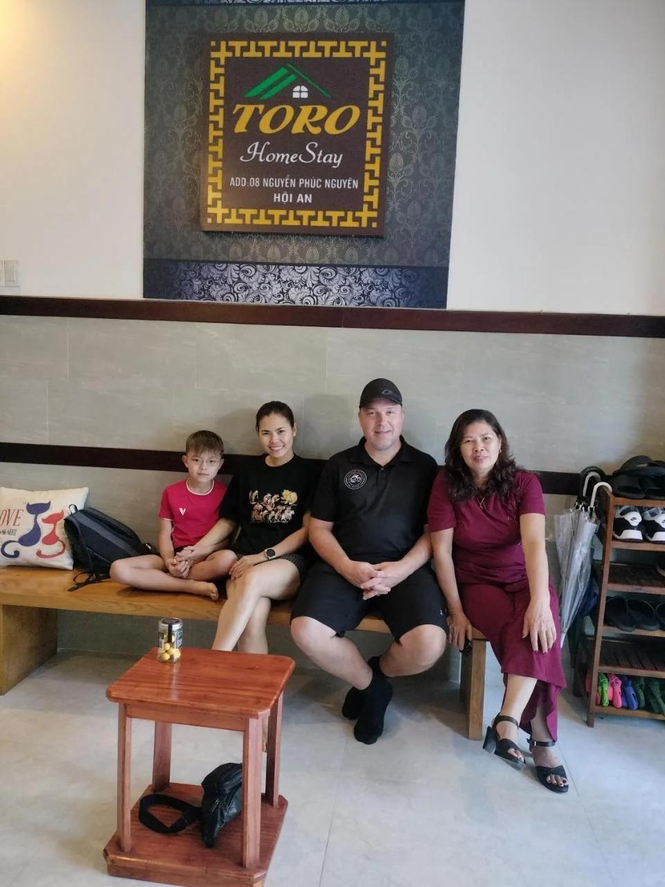 Toro Homestay photo