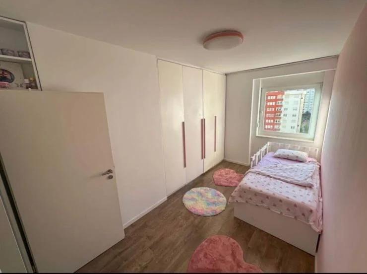 Crystal City Apartment photo