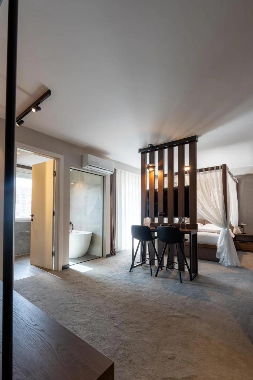 Five Apartments