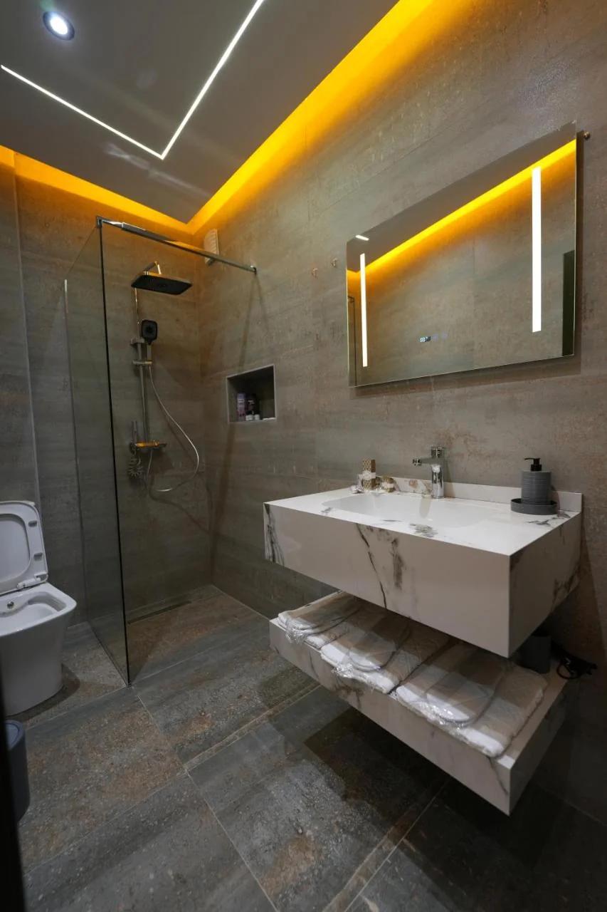 Hotel Besfort photo