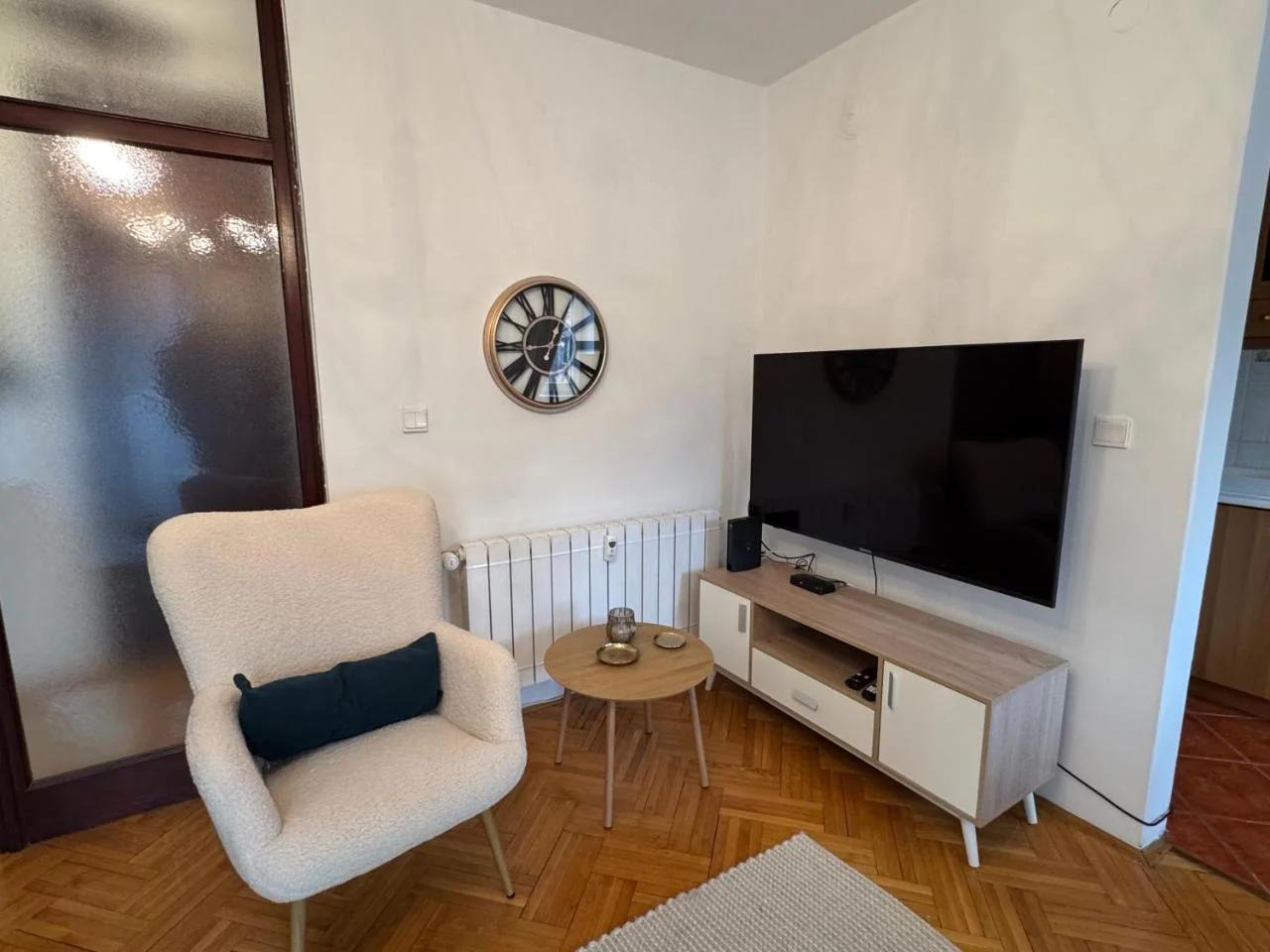 Nora Suites foto