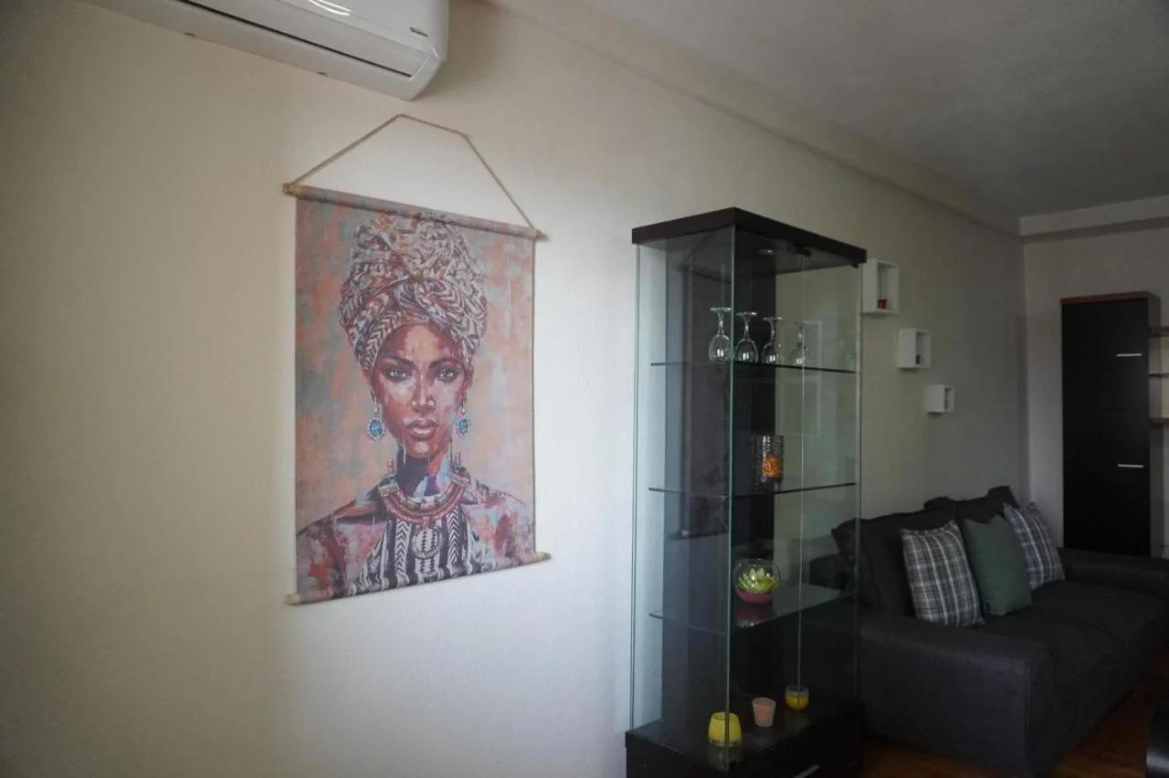 Prishtina Center Apartment, 100m from Skanderbeg Square photo